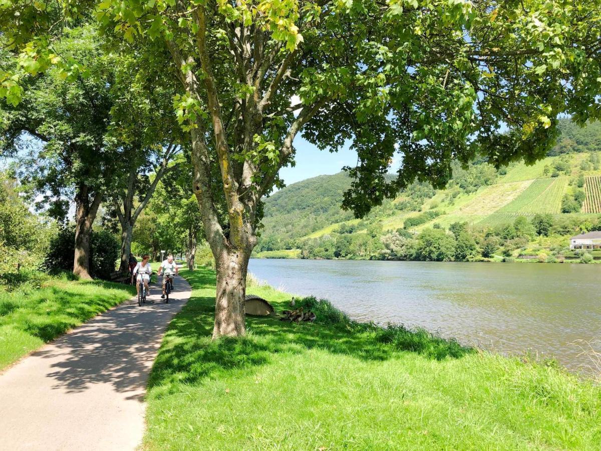 Ferienwohnungen Merl Zell an der Mosel Bagian luar foto