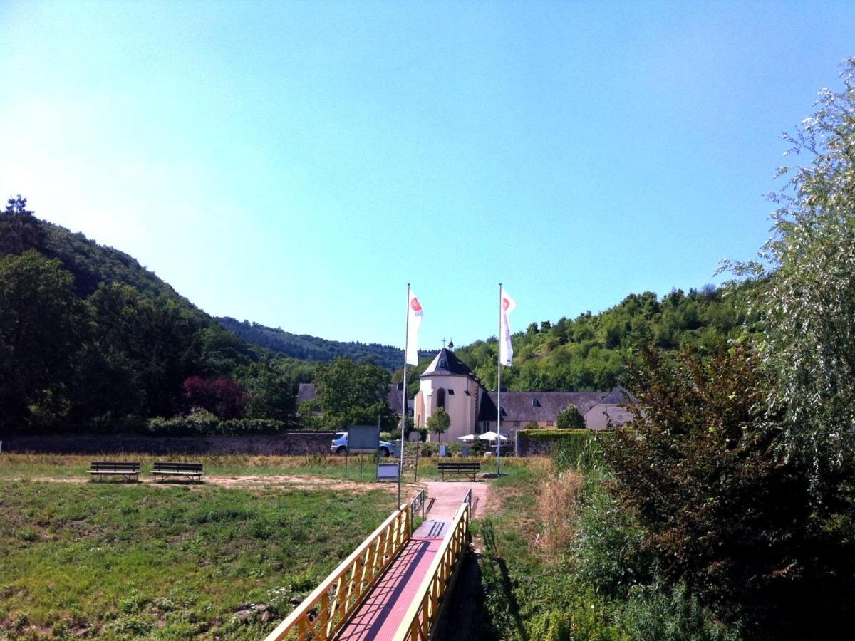 Ferienwohnungen Merl Zell an der Mosel Bagian luar foto