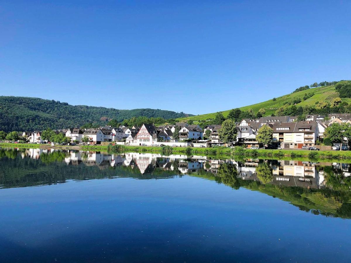 Ferienwohnungen Merl Zell an der Mosel Bagian luar foto