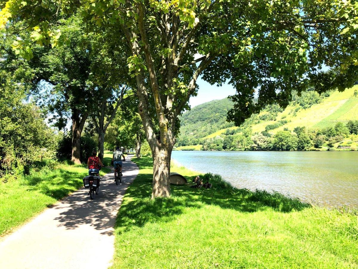 Ferienwohnungen Merl Zell an der Mosel Bagian luar foto